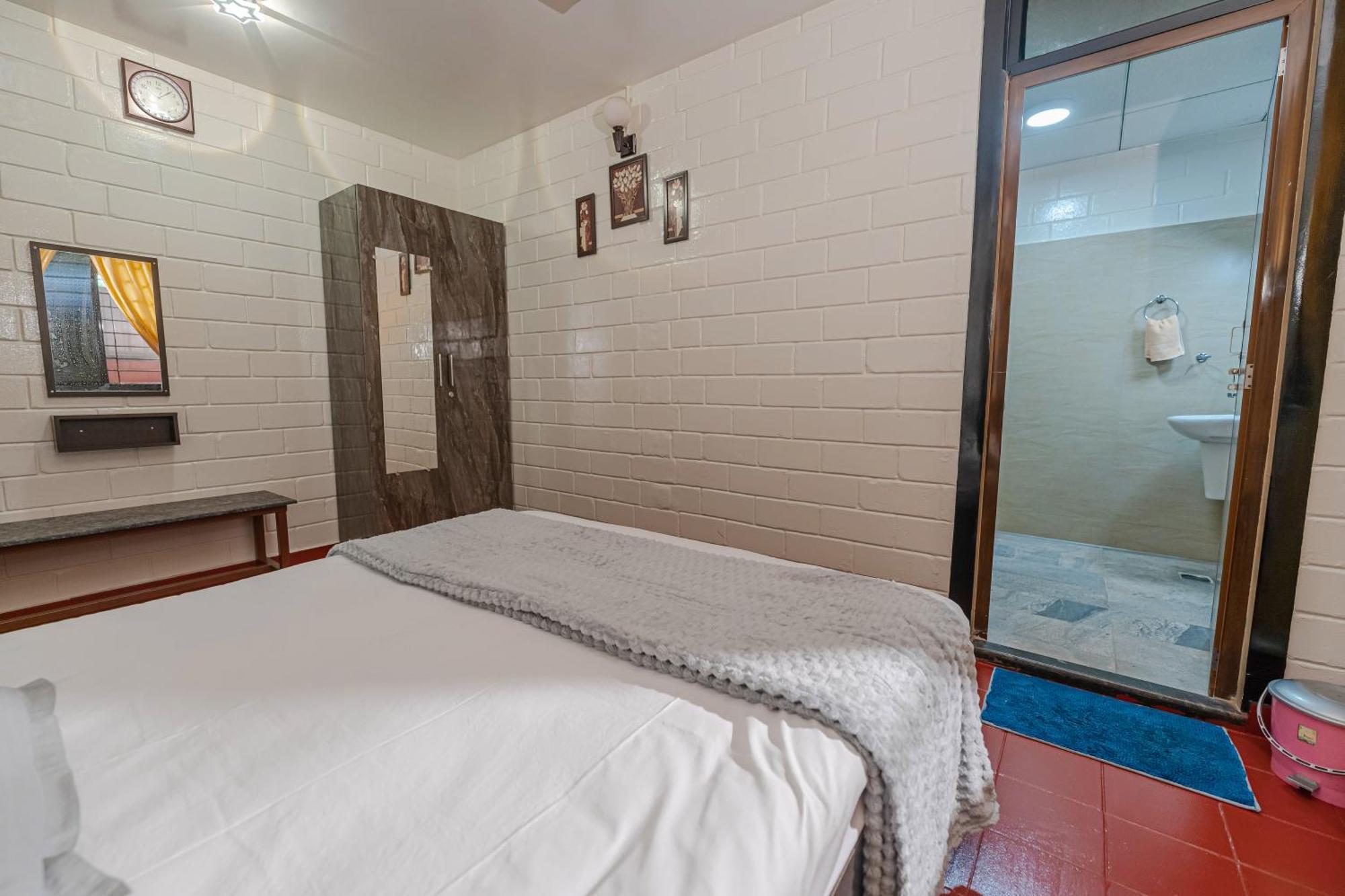Udupi Homestay - Cottage House - Dendoorkatte エクステリア 写真